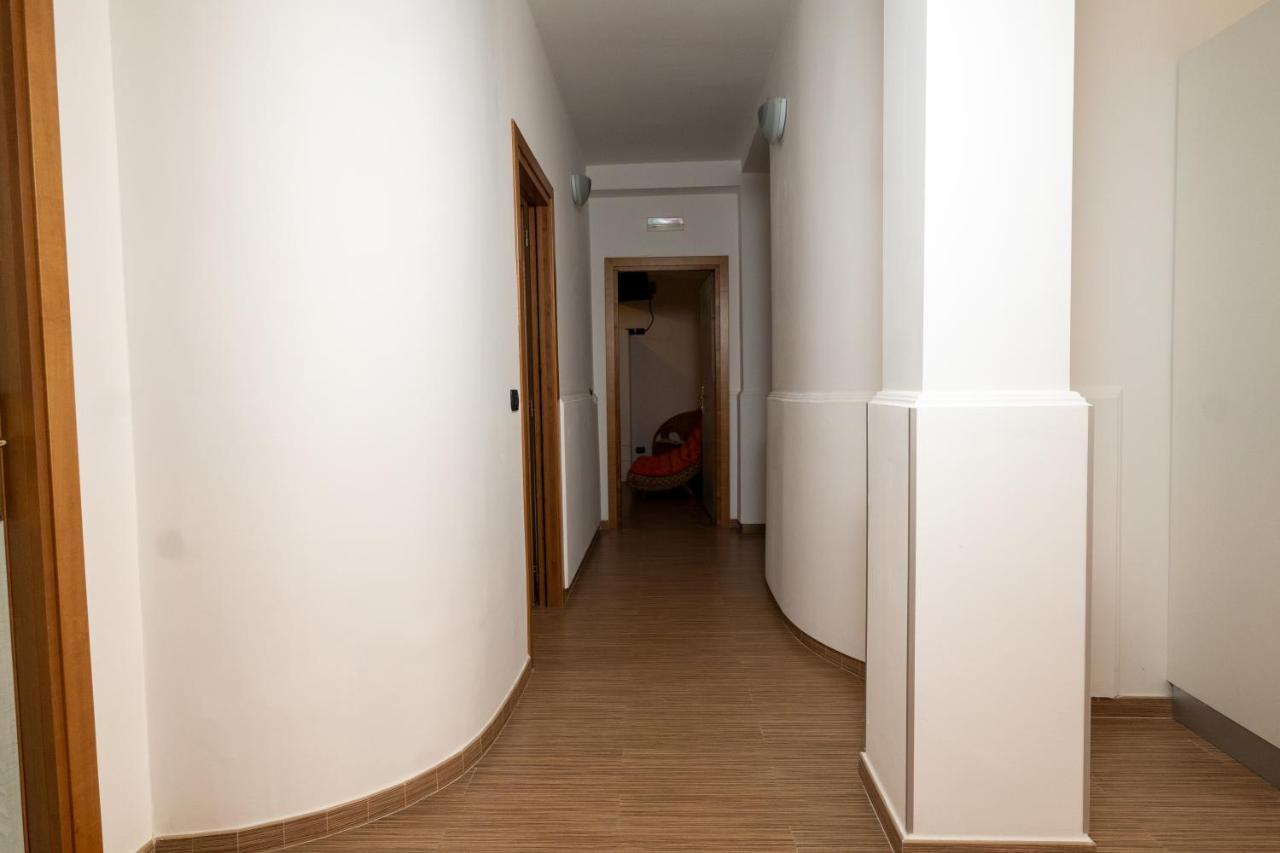 La Dimora Degli Artisti Panzió Policoro Kültér fotó